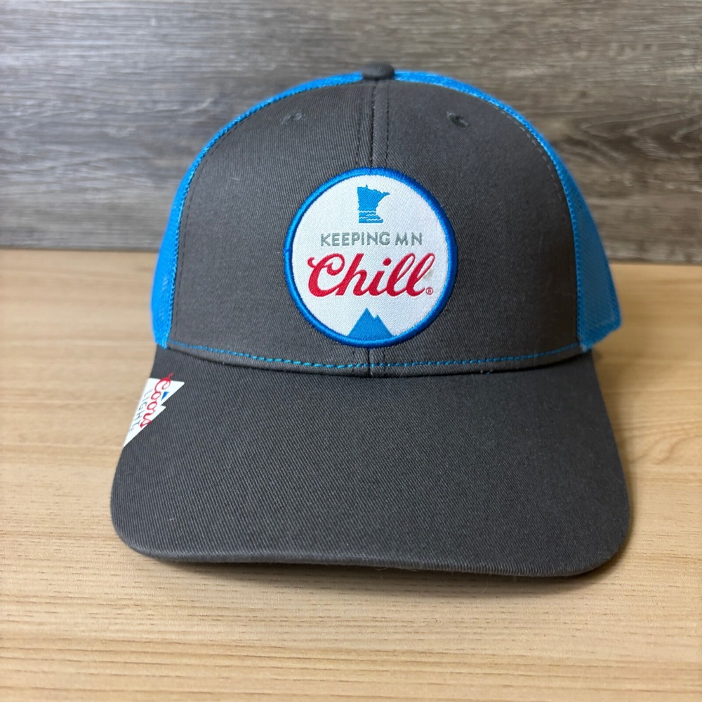 Coors Light Hat Cap Snapback Gray‎ Beer Brewing Minnesota Chill Adjustable